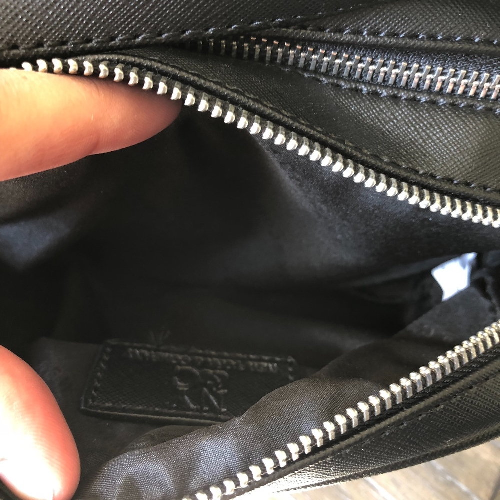 New York & Co double zip Crossbody bag  Black NWT - Picture 6 of 6